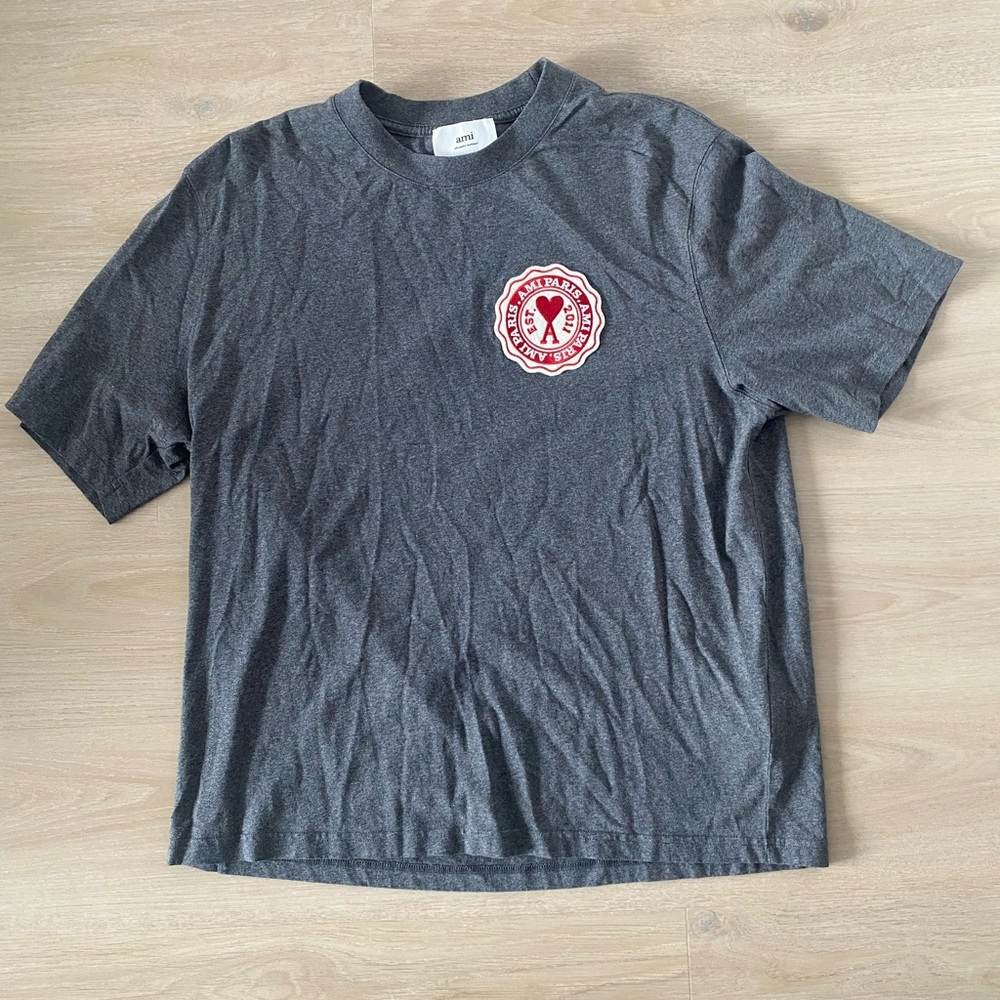 Mens Ami Alexandre Mattiussi Charcoal Emblem Tee Size L (invoice available)